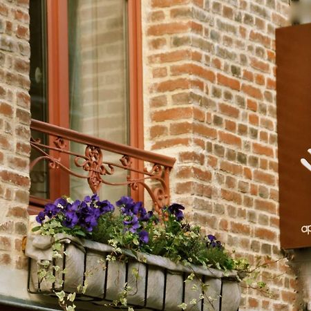 Апартаменты L'Adresse Онфлёр Экстерьер фото